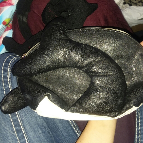 Betsy Johnson clutch - Picture 3 of 3